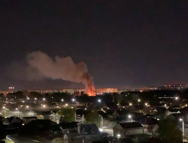 Рой дронов устроил масштабный пожар в Воронеже