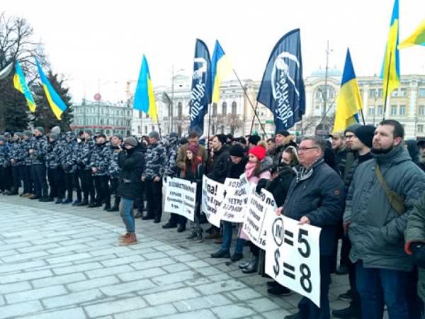 Харьков «восстал» против подорожания проезда в маршрутках и метро