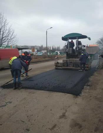 В Николаевской области на дорогах М-14 и Н-24 стало меньше ям