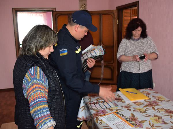 В Николаеве спасатели проверили многодетные семьи