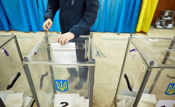 На Николаевщине 113 раз сообщили в полицию о возможных нарушениях в предвыборной кампании