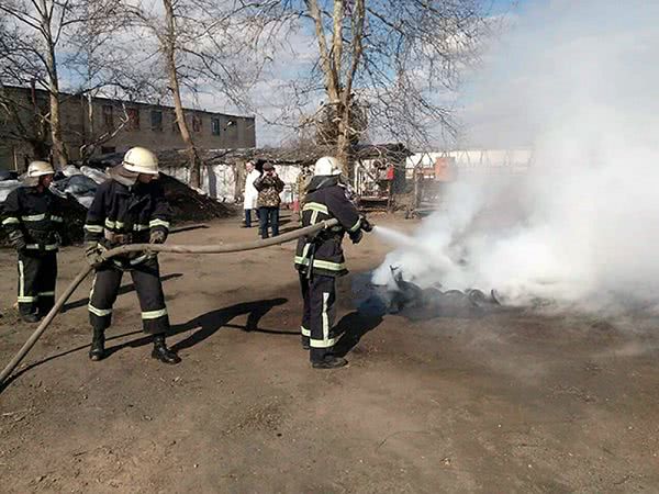 На Миколаївщині рятувальники провели навчання у виправній колонії