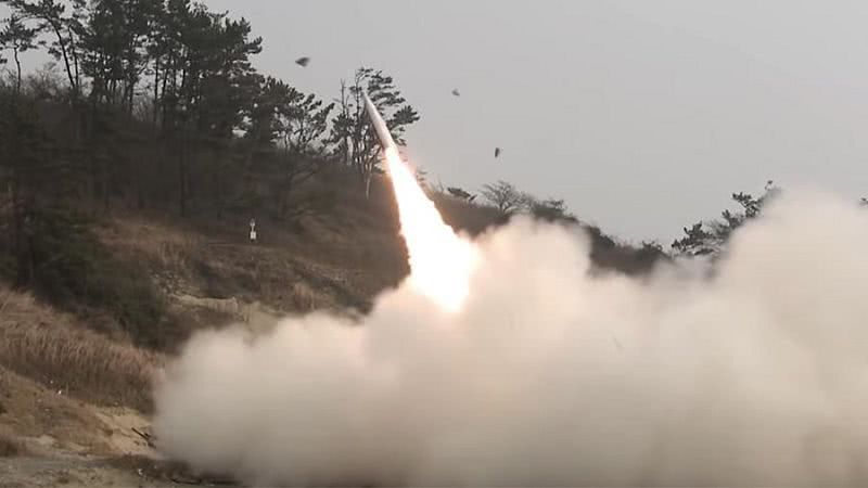 В Южной Корее случайно запустили ракету средней дальности