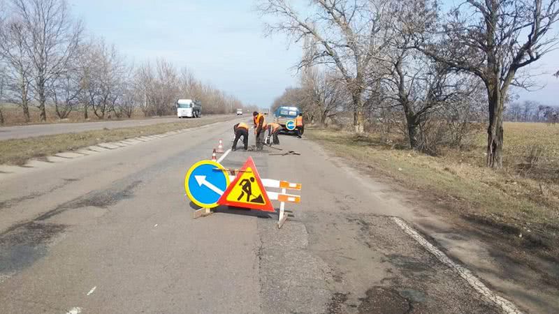 На Николаевщине продолжаются комплексные работы по ликвидации ямочности