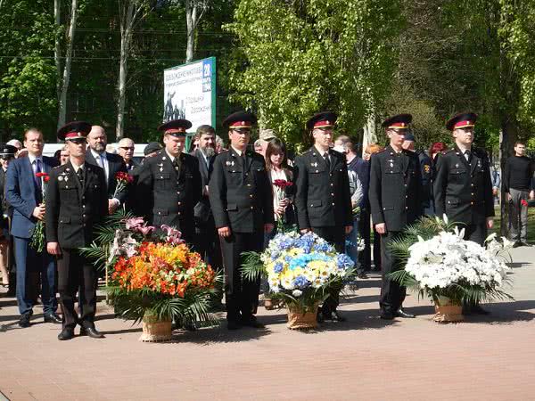 В Николаеве возложили цветы в память о Чернобыльской катастрофе