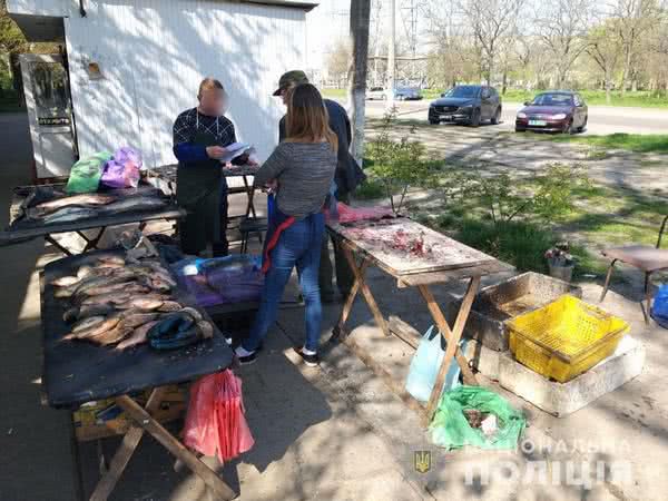 В Николаеве полиция взялась за рыбу на прилавках