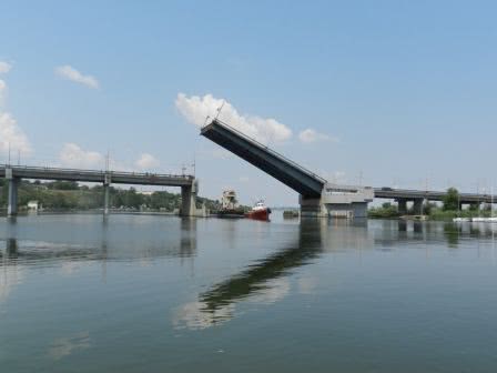 Планируется технологическая разводка Ингульского моста в Николаеве