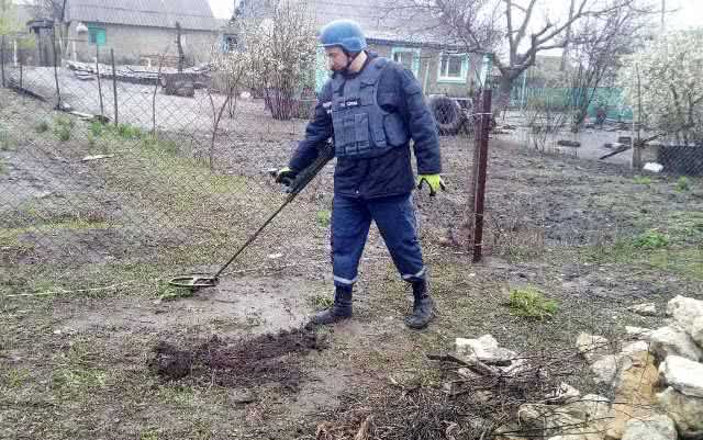 В Снигиревском районе мужчина в огороде нашел артснаряд