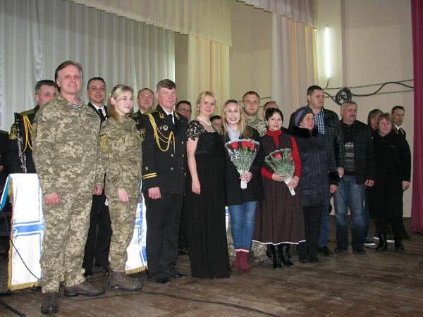 Концертный патриотический проект «Армия с народом» гастролирует по Николаевской области