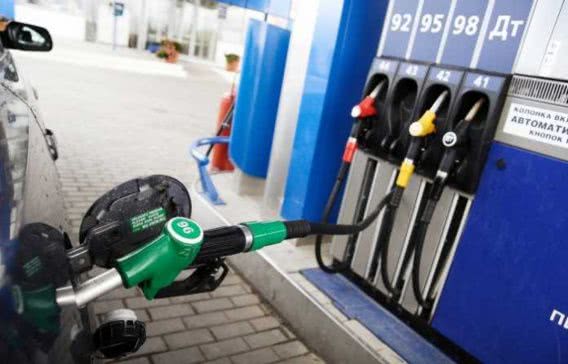 На николаевских автозаправках в марте продали 2,2 тысячи тонн бензина