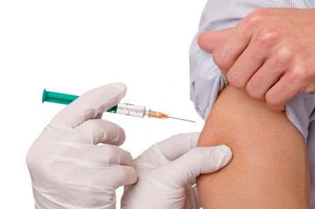 Украинцам будут делать бесплатную прививку от смертельно опасной болезни