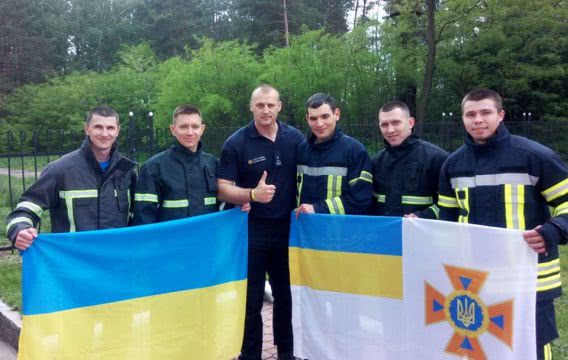 Николаевские спасатели отправились в Польшу на «Firefighter Combat Challenge»