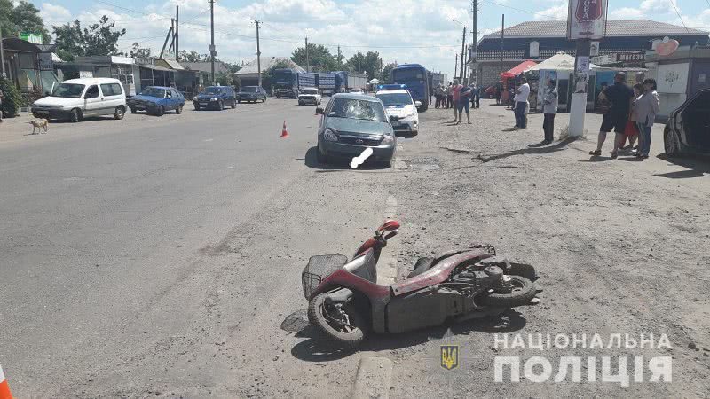 На Николаевщине в ДТП мопедист получил травмы