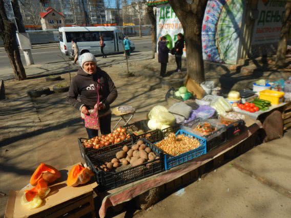 На Пушкинской и Сенной разгоняли стихийную торговлю