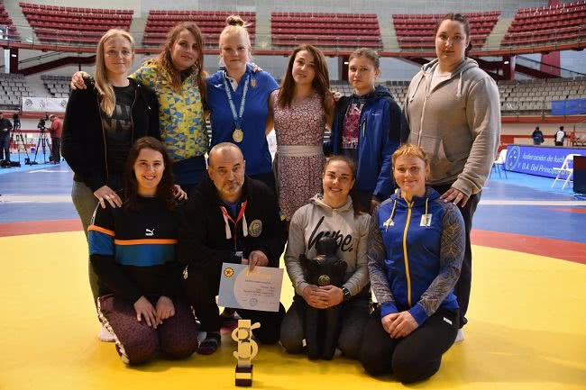 Дівчина з Миколаєва здобула золото на Чемпіонаті Європи з самбо