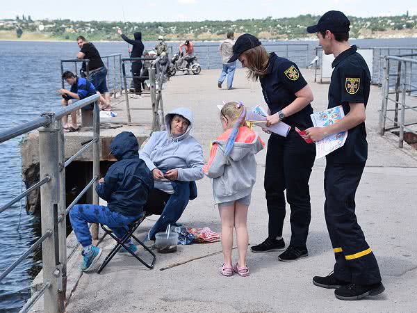 Спасатели Николаевской области напоминают правила поведения на воде