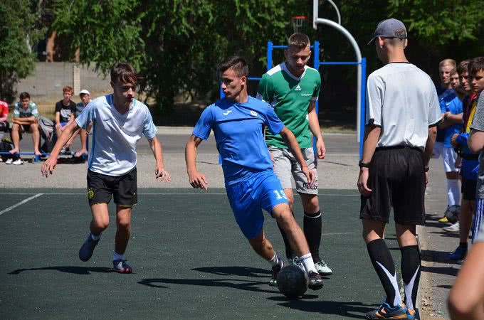 В Николаеве ко Дню молодежи прошел турнир «Кубок молодежи ЛУФ»