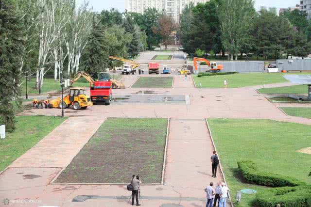 В Николаеве начали реконструировать площадь Соборную