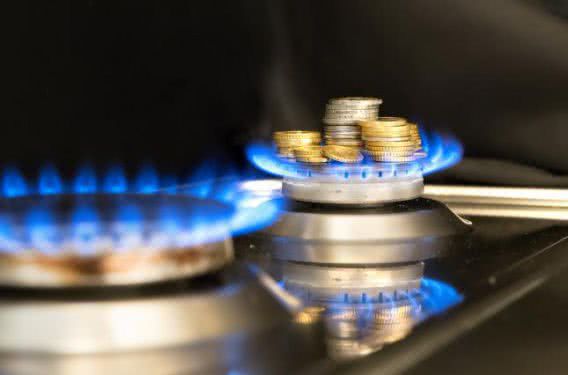 Цена газа для населения в июне снижена до 5,5 грн за кубометр