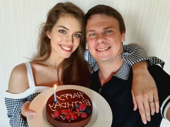 Александра Кучеренко трогательно поздравила Дмитрия Комарова с днем рождения