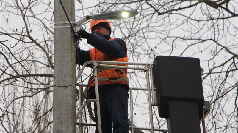 В Николаеве скоро обновят освещение на причалах