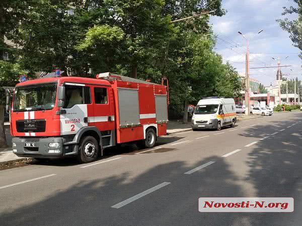 В Николаеве заминировали областное управление полиции и все заправки