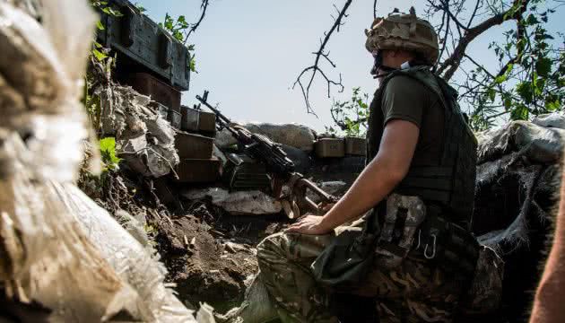 За сутки боевики один раз нарушили «тишину», один военный ранен