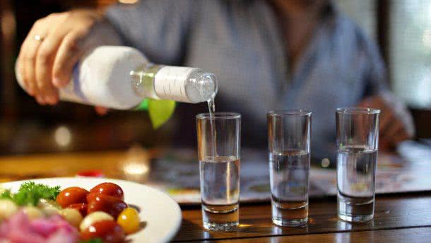 Дефицит спирта: производители алкоголя говорят о критической ситуации в отрасли