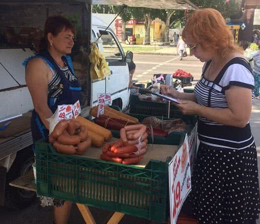 В Николаеве провели рейд по точкам стихийной торговли