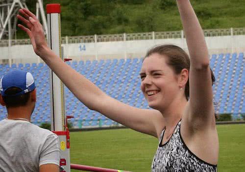 На стадионе «Наполи» николаевская легкоатлетка Чумаченко завоевала золото Универсиады