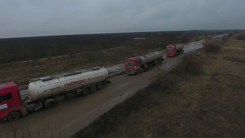 Заблокирован ремонт трассы, по которой люди не могут добраться из одного района в другой Николаевской области