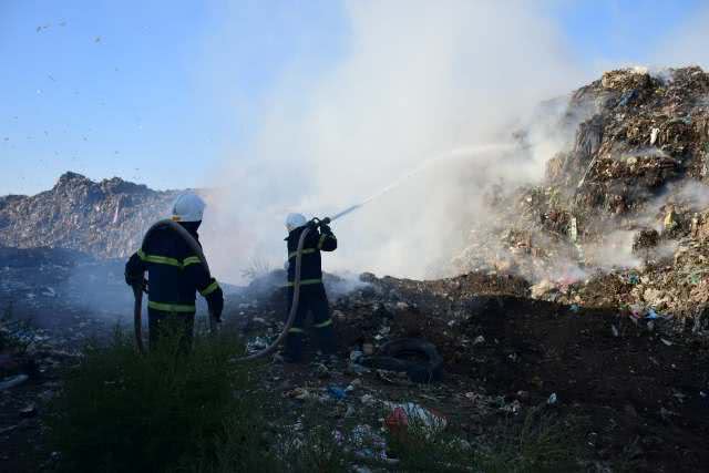 Спасатели ликвидировали пожар на полигоне ТБО под Николаевом