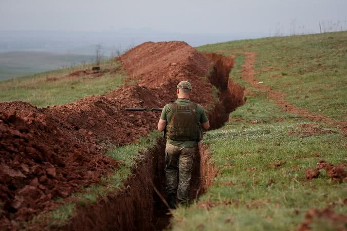 Боевики на Донбассе 21 раз обстреляли украинских военных