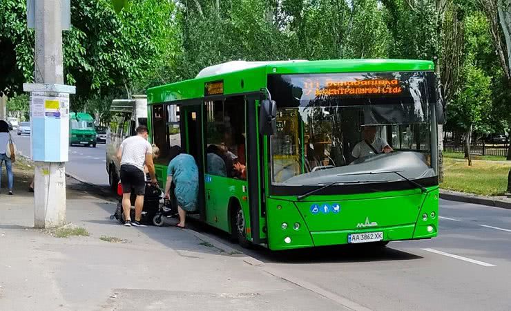 В Николаеве решен вопрос пандусов в зелёных автобусах