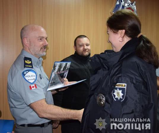 Офицеры канадской полицейской миссии в Украине поделились опытом с николаевскими полицейскими