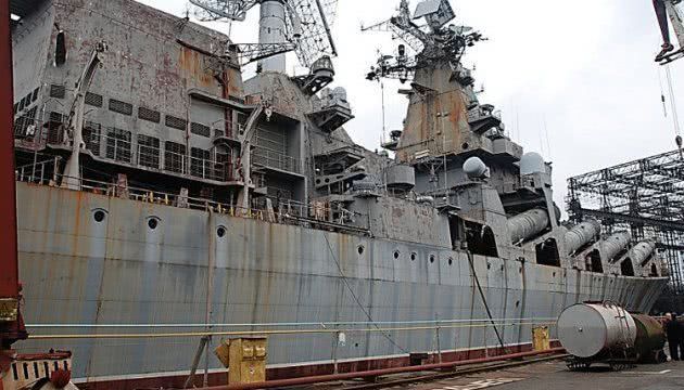 В Николаеве не смогли продать крейсер «Украина» — не нашелся покупатель