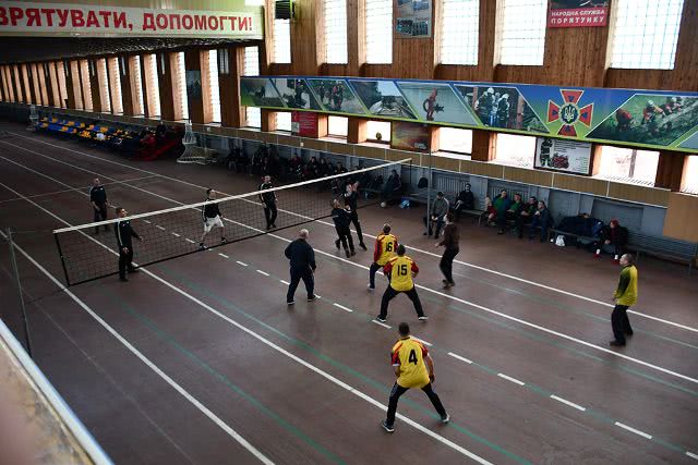 Определены победители соревнований по волейболу среди спасателей Николаевщины