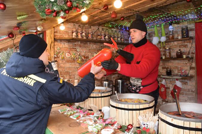 В Николаеве проверили «новогодний городок»