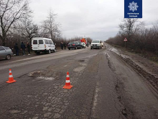 Причиной жуткой аварии на Николаевщине с погибшими и травмированными стала яма