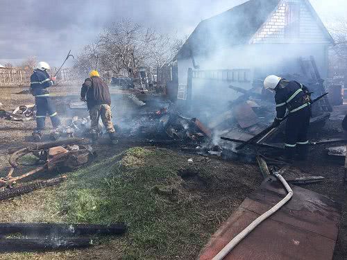 За сутки на Николаевщине потушили пять пожаров в частном секторе