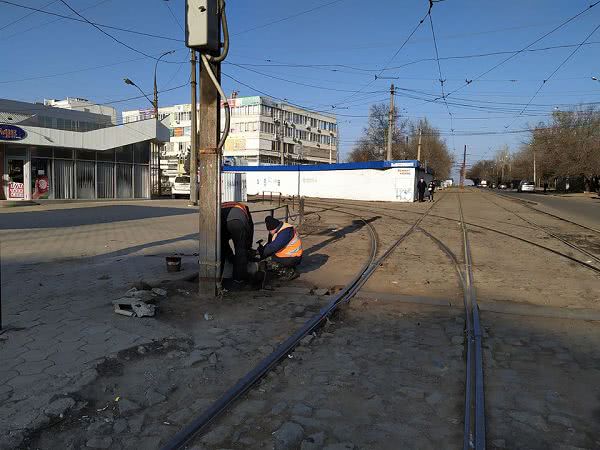 В Николаеве проводится ремонт автоматической стрелки