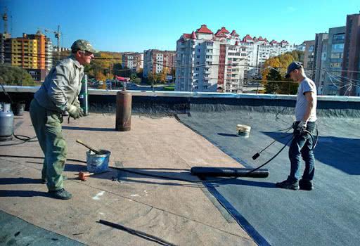 В Николаеве проведут капитальный ремонт кровли жилого дома