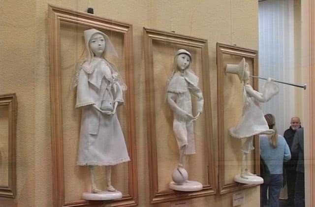 "Между нами небо": в Николаевском городском выставочном зале открылась выставка семьи Маркитан