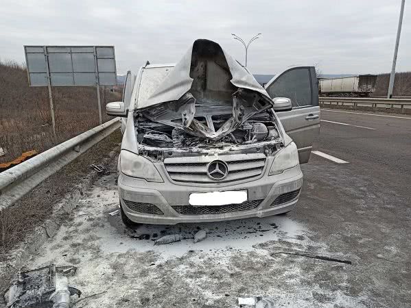 На Николаевщине спасатели ликвидировали два пожара на автотранспорте