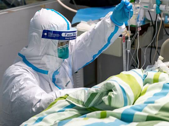 Жертвами нового коронавируса стали уже 170 человек: появился прогноз по спаду эпидемии