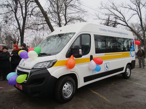 В ОТГ на Николаевщине люди с инвалидностью смогут бесплатно пользоваться услугами специального автотранспорта