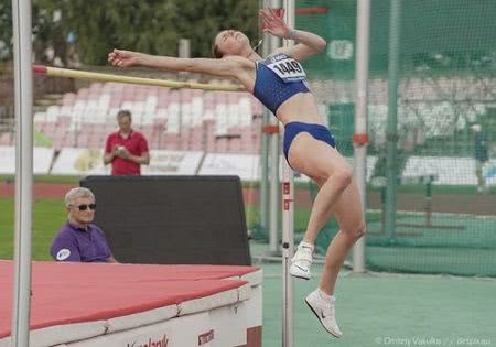 Прыгунья из Николаева Юлия Чумаченко выиграла "серебро" на турнире в Чехии