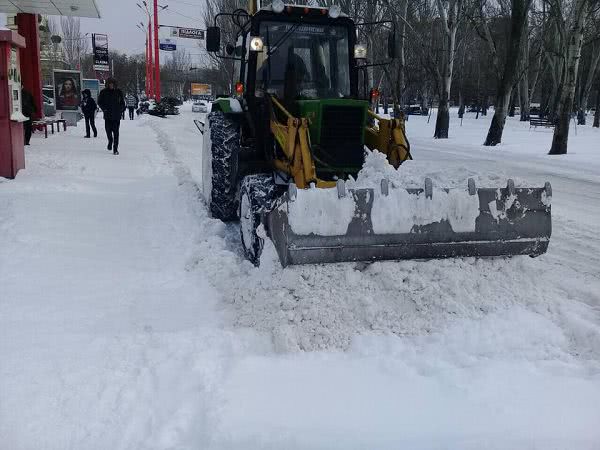 В Николаеве ликвидируют последствия стихии