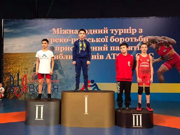 Юный николаевец завоевал «золото» на международном турнире по греко-римской борьбе