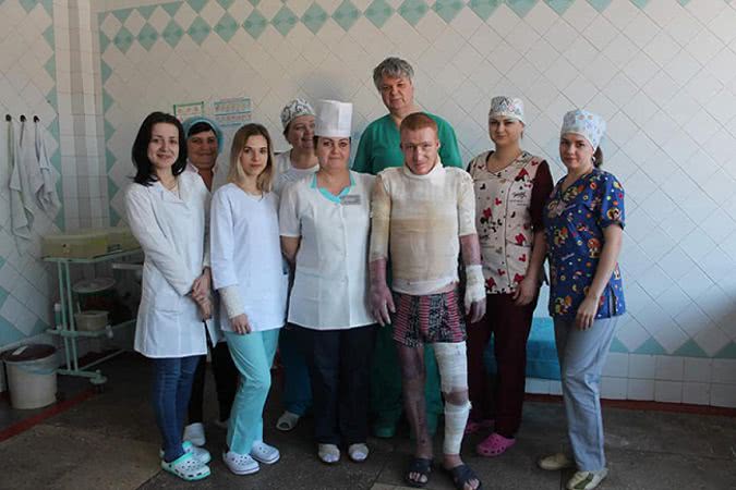 В Николаеве медработники городской больницы №3 спасли пациента, получившего обширные и глубокие ожоги